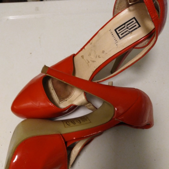 Red Heels - Picture 2 of 4